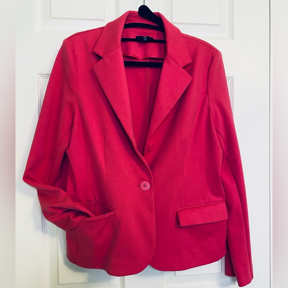 🎉HP🎉 Hawt pink blazer